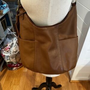 Great Cowgirl style! Fringed leather bag in great condition!